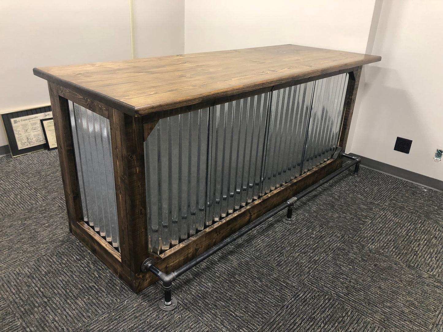 Item Called The Bar, Front View